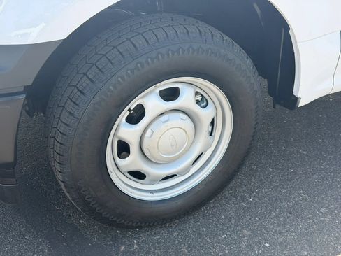 Used 2018 Ford F150 XL w/ Equipment Group 101A Mid RWD image 10