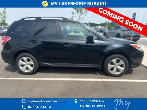 Used 2014 Subaru Forester 2.5i Premium w/ All-Weather Package AWD/4WD image 9
