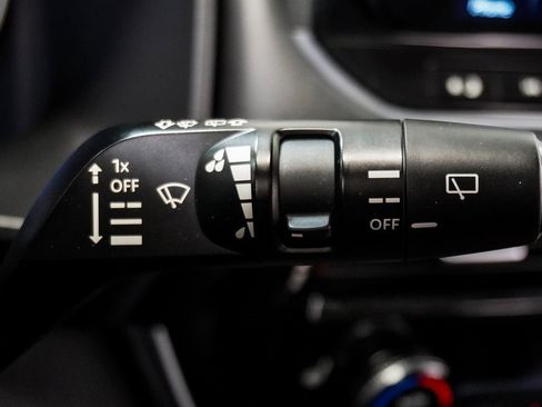 Used 2022 Nissan Rogue SL w/ SL Premium Package image 33