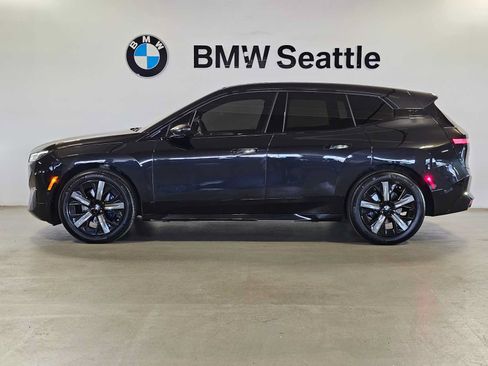 Certified 2024 BMW iX xDrive50 w/ Premium Package AWD/4WD image 3