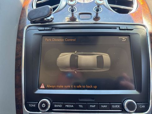 Used 2014 Bentley Flying Spur W12 image 18