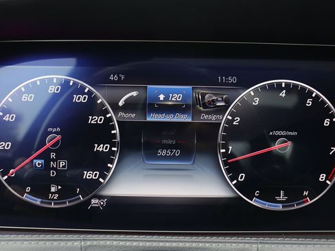 Used 2019 Mercedes-Benz S 560 Sedan image 23