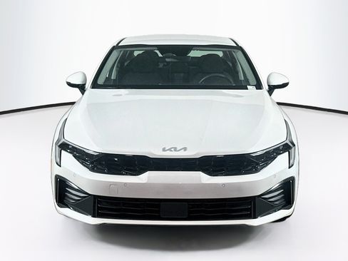 Used 2025 Kia K5 LXS FWD image 2
