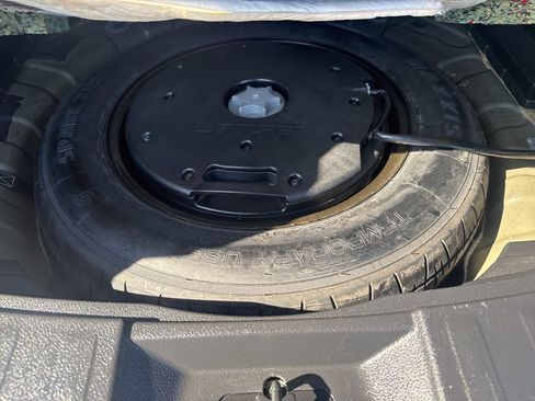 Used 2020 Nissan Rogue SL w/ Premium Package image 23