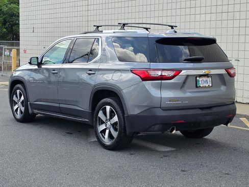 Used 2018 Chevrolet Traverse LT AWD/4WD image 5