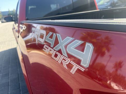 Used 2018 Toyota Tacoma TRD Sport image 10
