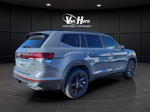 New 2026 Volkswagen Atlas SE AWD/4WD image 3