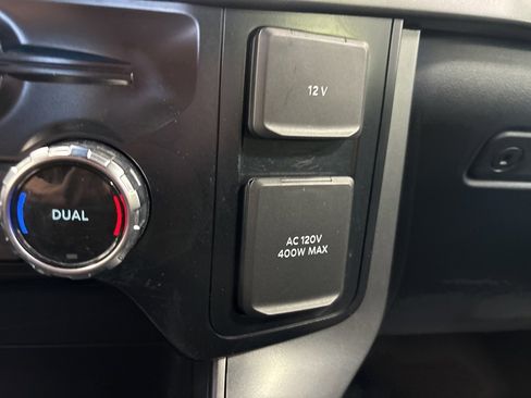 Used 2024 Ford F150 XLT w/ FX4 Off-Road Package image 44