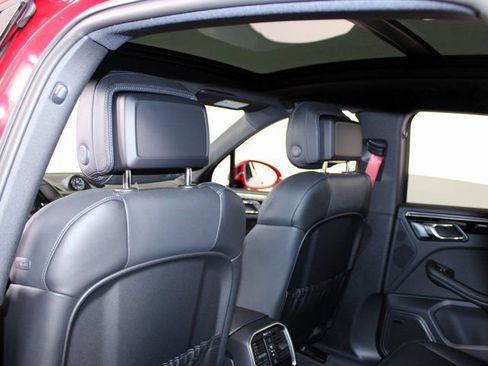 New 2026 Porsche Macan S image 20