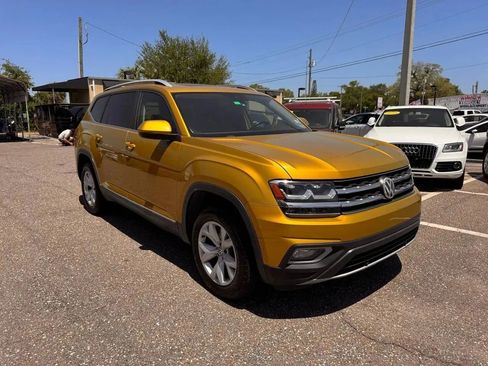 Used 2018 Volkswagen Atlas SEL FWD image 4