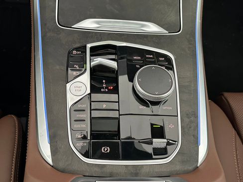 New 2026 BMW X5 xDrive50e image 15