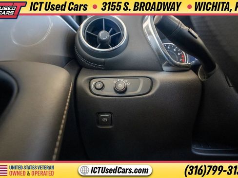 Used 2024 Chevrolet Blazer LT w/ Convenience Package FWD image 16