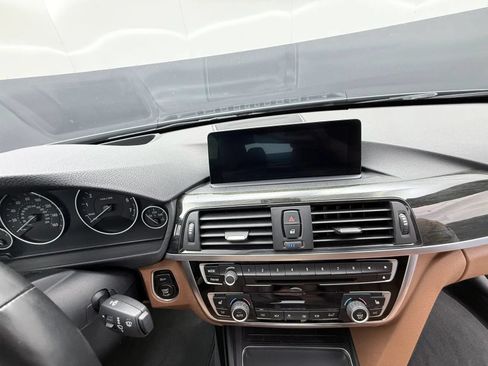 Used 2017 BMW 440i xDrive Convertible AWD/4WD image 18