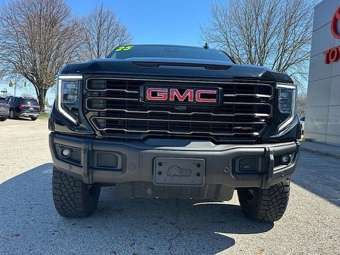 Used 2025 GMC Sierra 1500 AT4X AWD/4WD image 11
