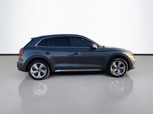 Certified 2023 Audi Q5 2.0T Premium Plus w/ Premium Plus Package image 2