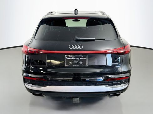Used 2025 Audi Q5 Premium Plus w/ Premium Plus AWD/4WD image 6