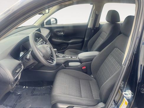 Used 2024 Honda HR-V LX image 9