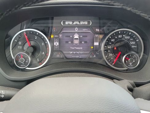 New 2026 RAM 2500 Big Horn AWD/4WD image 17