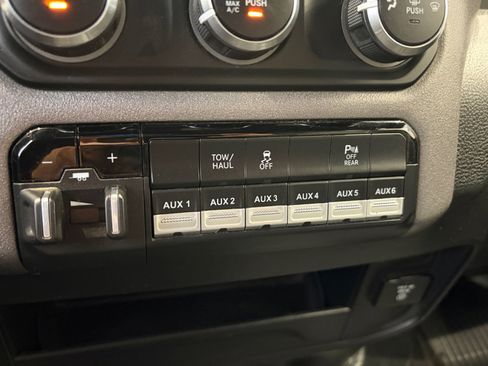 Used 2022 RAM 2500 Tradesman AWD/4WD image 19