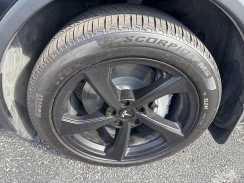 Used 2026 Tesla Model Y Long Range AWD/4WD image 11