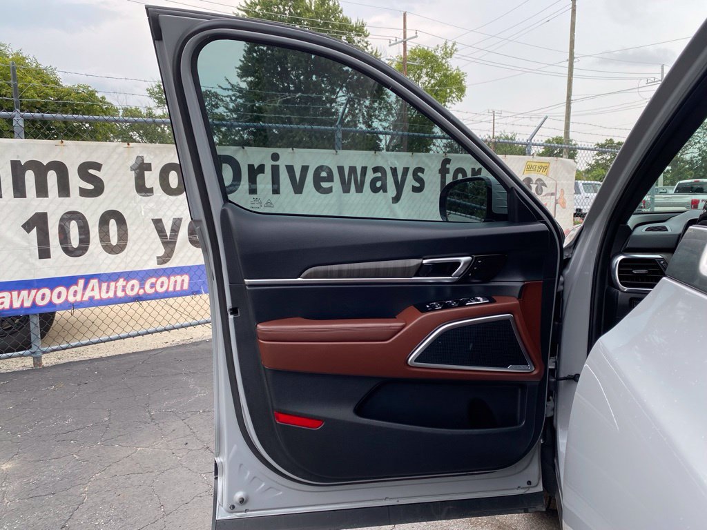 Used 2025 Kia Telluride SX AWD/4WD image 14