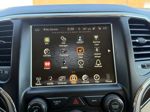 Used 2017 Jeep Grand Cherokee Limited AWD/4WD image 34