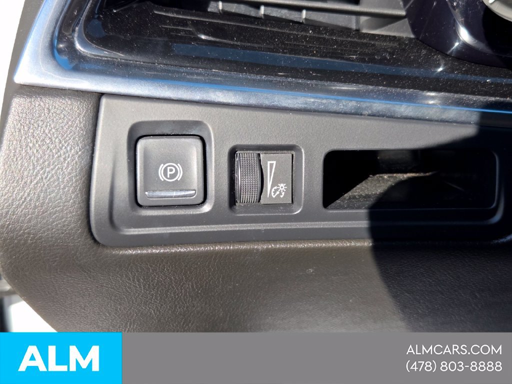 Used 2022 Cadillac XT6 Premium Luxury FWD image 32