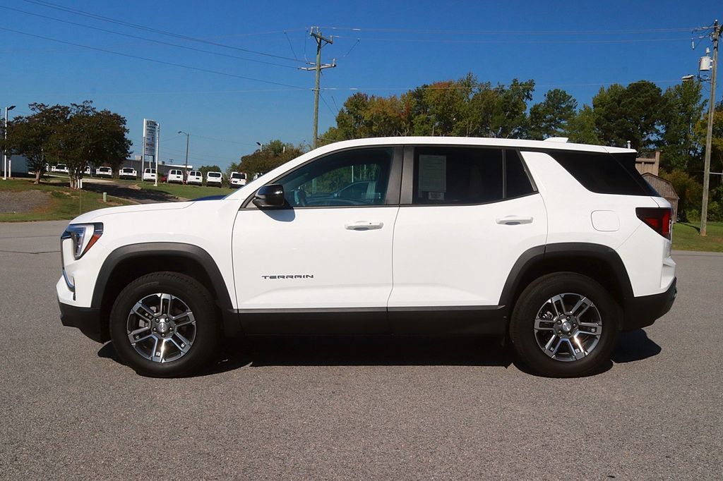 Used 2026 GMC Terrain Elevation FWD image 4