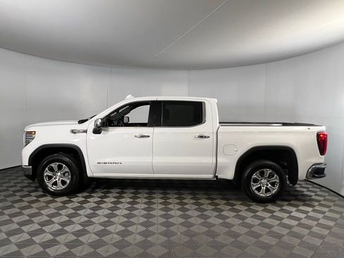 Used 2025 GMC Sierra 1500 SLT image 11