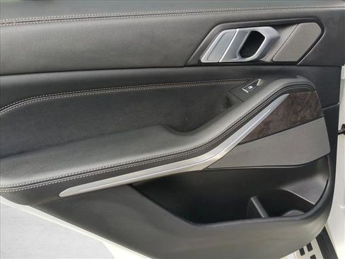 Used 2024 BMW X5 xDrive40i image 21