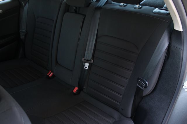 Used 2020 Ford Fusion SE FWD image 20