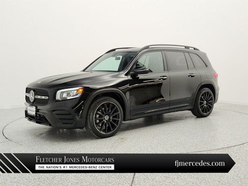 Used 2022 Mercedes-Benz GLB 250 image 1