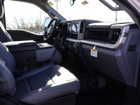 New 2024 Ford F550 XL image 18