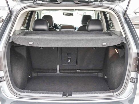 Used 2022 Volkswagen Taos SE image 26