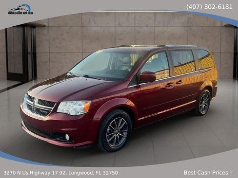 Used 2017 Dodge Grand Caravan SXT FWD image 1