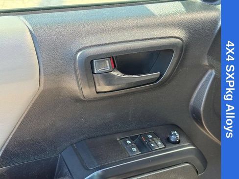 Used 2021 Toyota Tacoma SR w/ SX Package AWD/4WD image 18