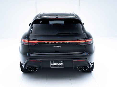 Certified 2025 Porsche Macan AWD/4WD image 10
