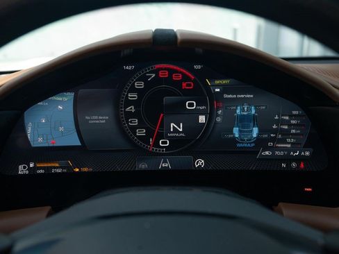 Used 2024 Ferrari Roma Spider RWD image 40