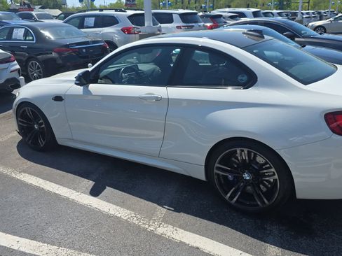 Used 2017 BMW M2 image 4