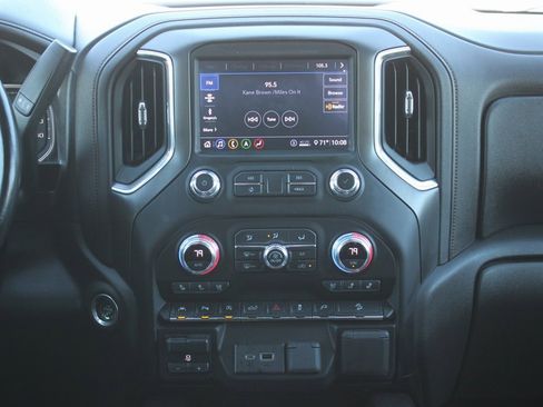 Used 2020 GMC Sierra 1500 AT4 w/ AT4 Premium Package image 9