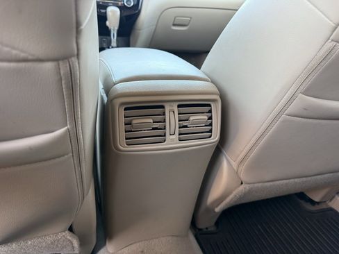 Used 2014 Nissan Rogue SL w/ SL Premium Package image 26