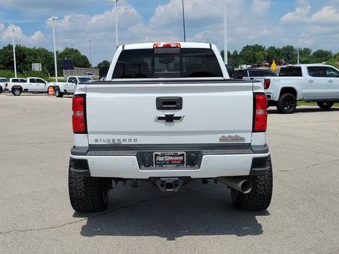 Used 2019 Chevrolet Silverado 2500 High Country w/ Duramax Plus Package AWD/4WD image 10