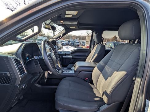 Used 2016 Ford F150 XLT w/ Equipment Group 302A Luxury image 14