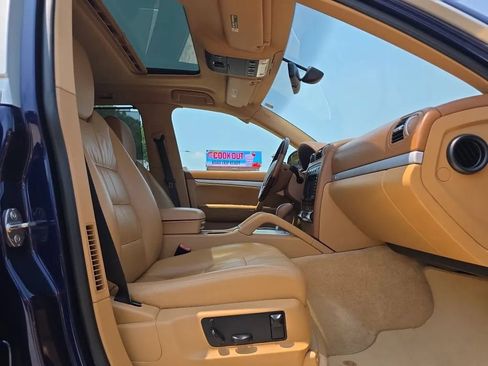 Used 2006 Porsche Cayenne S AWD/4WD image 48
