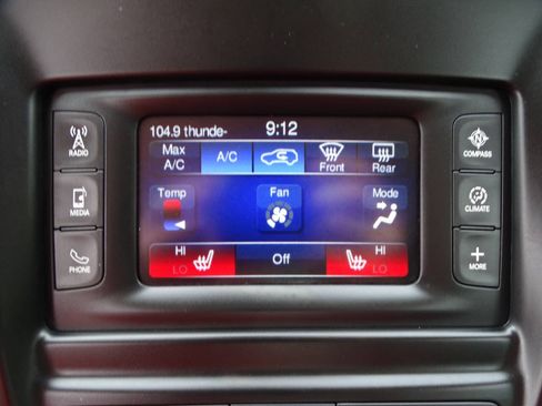Used 2016 Chrysler 200 Limited FWD image 23