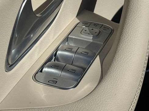 Certified 2026 Mercedes-Benz GLE 350 4MATIC image 21