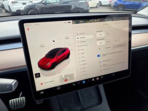 Used 2024 Tesla Model Y Performance AWD/4WD image 39