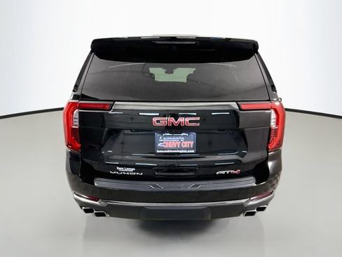 Used 2026 GMC Yukon XL AT4 w/ AT4 Premium Plus Package AWD/4WD image 6