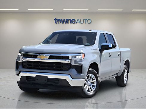 Used 2024 Chevrolet Silverado 1500 LT AWD/4WD image 2