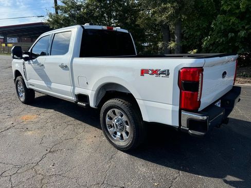 Used 2025 Ford F350 Lariat w/ Lariat Ultimate Package image 3